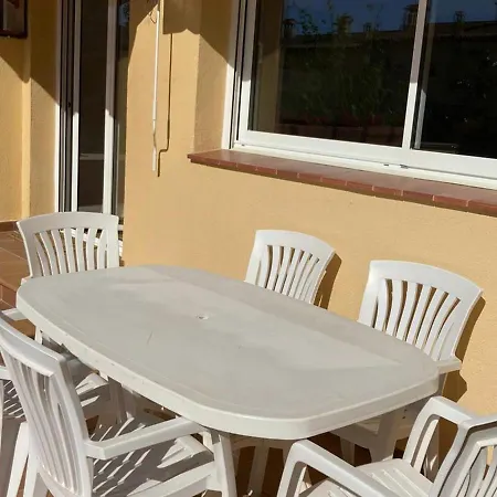 Holiday home Placa Costabravasi