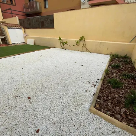 Placa Costabravasi Holiday home *